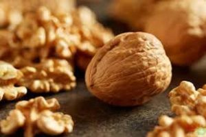 گردو با پوست